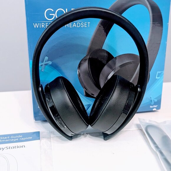 New PlayStation 4 Gold Wireless Headset Black 7.1 Virtual Surround Sound PS4 - Picture 6 of 6